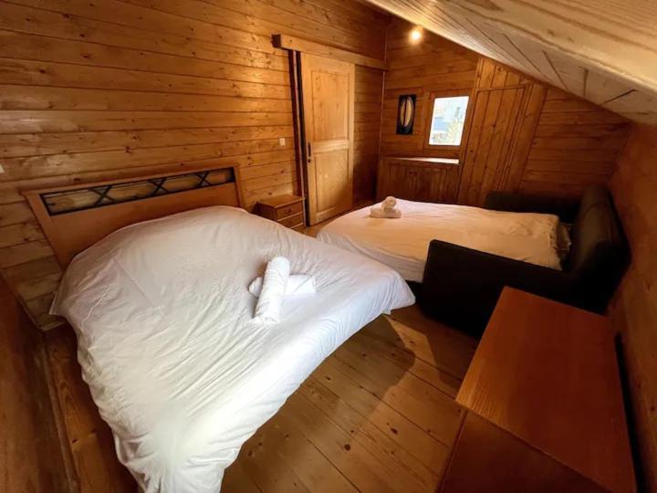 Chalet 6B Dans Les Pyrenees Proche D'Andorre LʼHospitalet-près-lʼAndorre Exterior foto